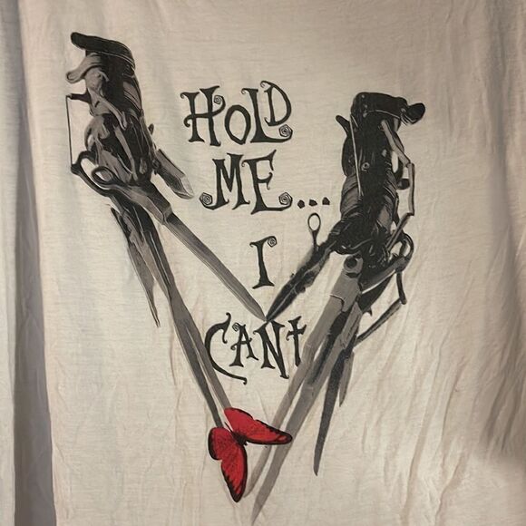 Edward Scissorhands Hold Me I Can’t Tee (M) - Picture 2 of 3